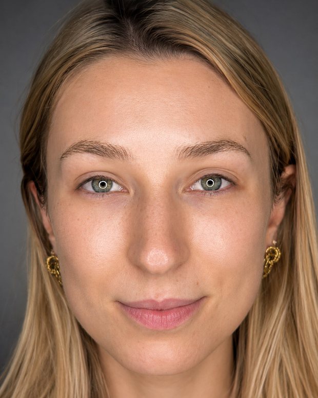 Sourcils après la prestation